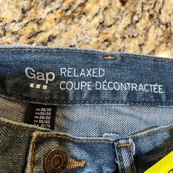 Gap distressed Classic Blue Men's Jeans relaxed fit 36/30 - Picture 6 of 13